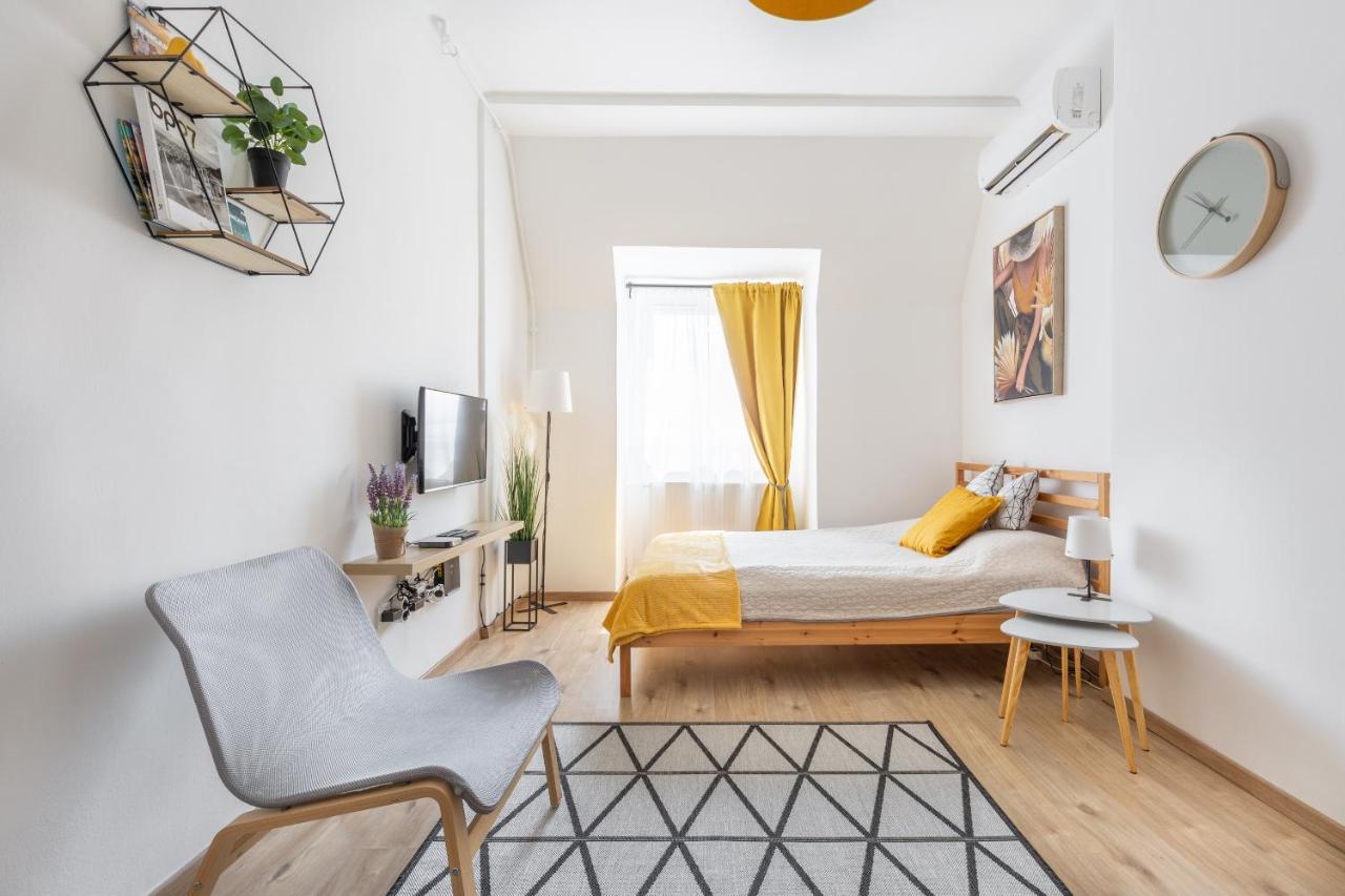 P34 Pannonia Apartment Budapest Luaran gambar