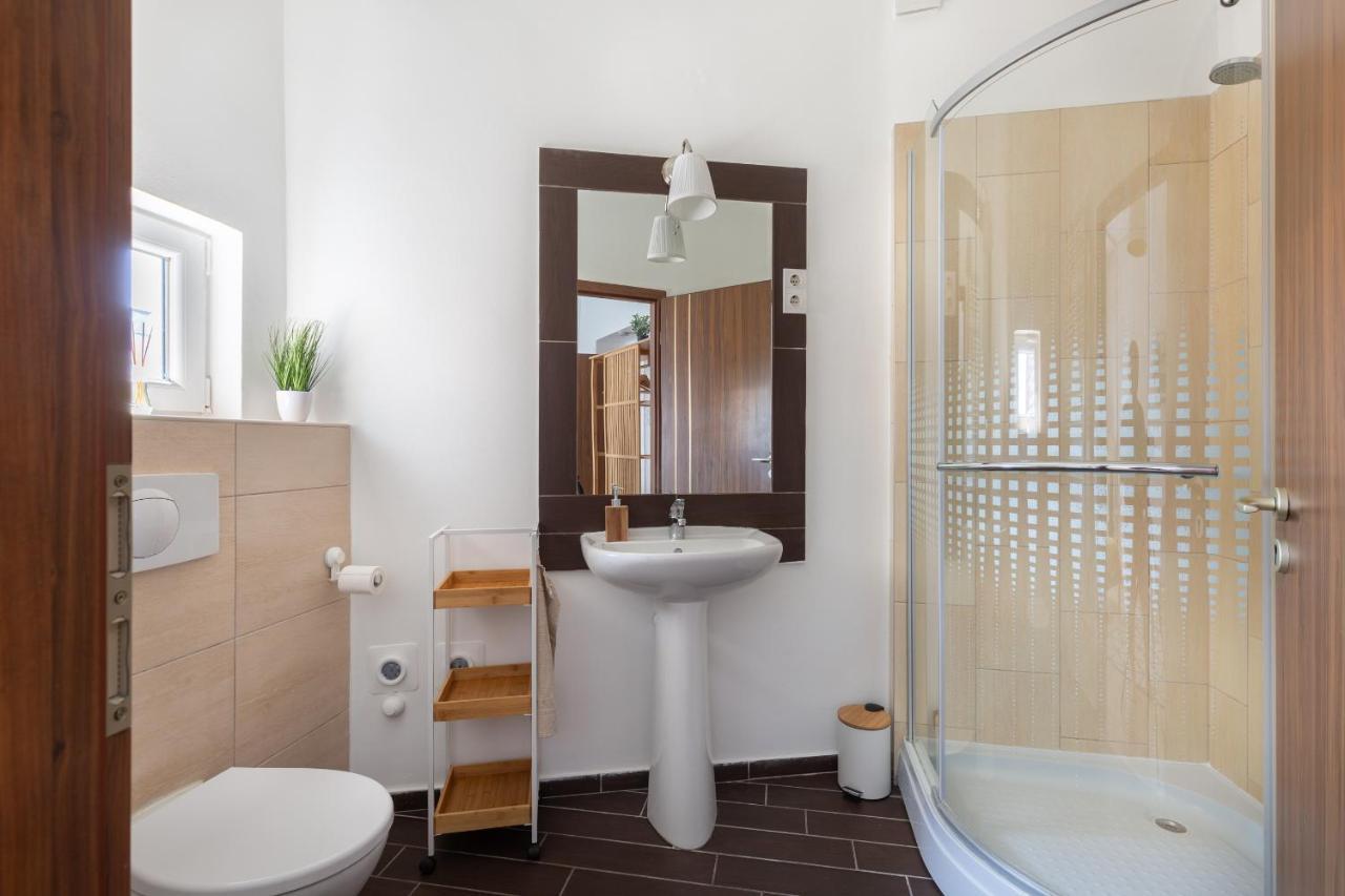 P34 Pannonia Apartment Budapest Luaran gambar