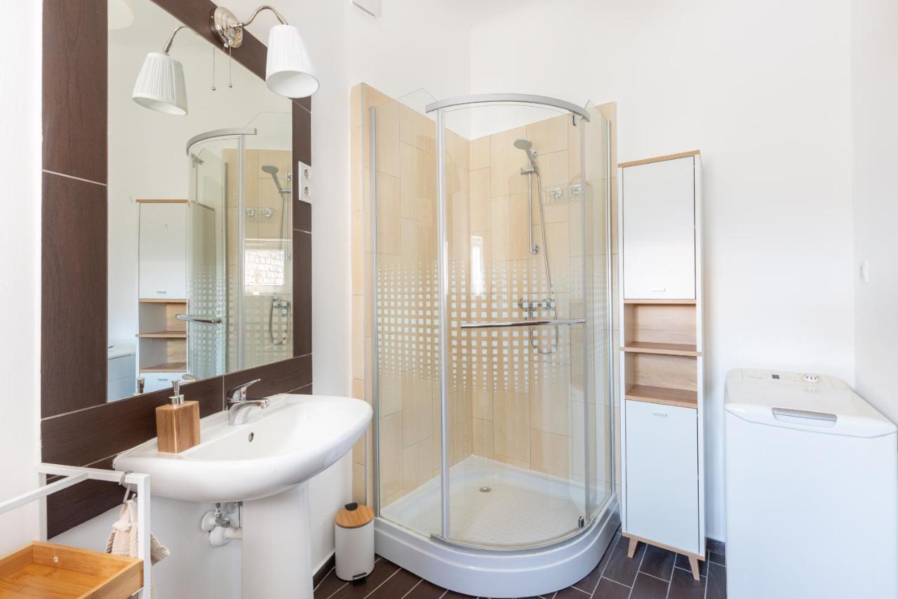 P34 Pannonia Apartment Budapest Luaran gambar