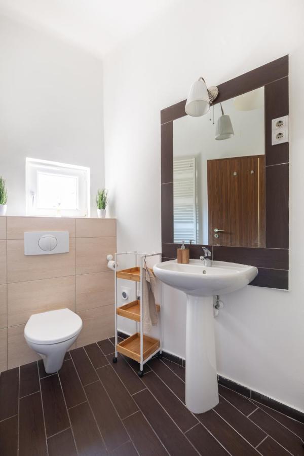 P34 Pannonia Apartment Budapest Luaran gambar